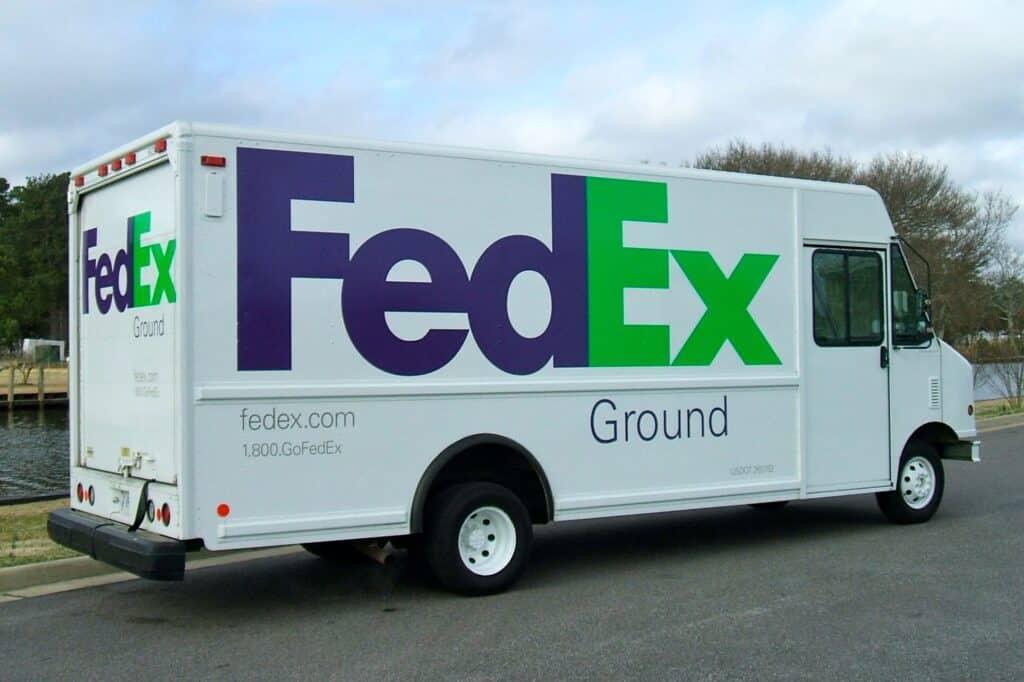 FedEx-graphics-installed