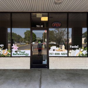 Window art and graphics for storefront glass by DeSigns, Inc.